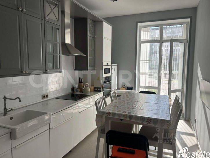 2-комн квартира улица Даяна Мурзина, 13,  д. 13