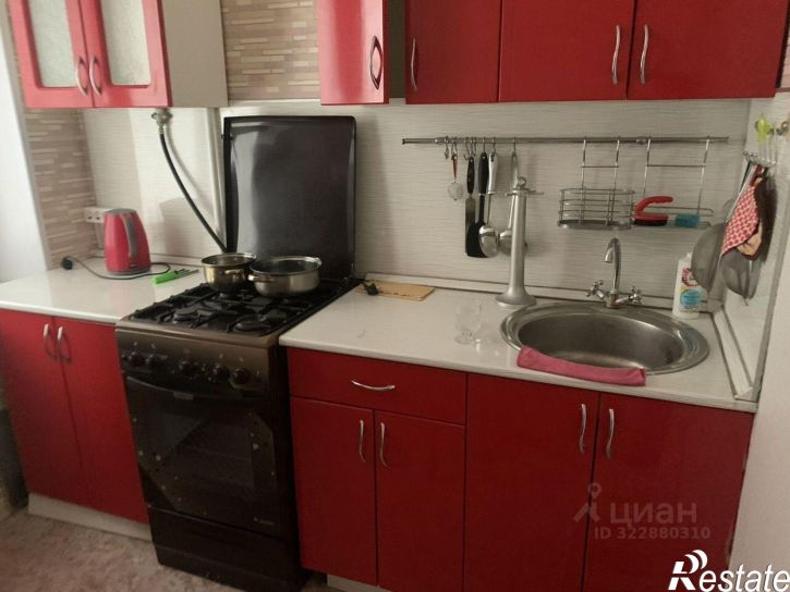 1-комн квартира Революционная улица, 80/1,  д. 80/1