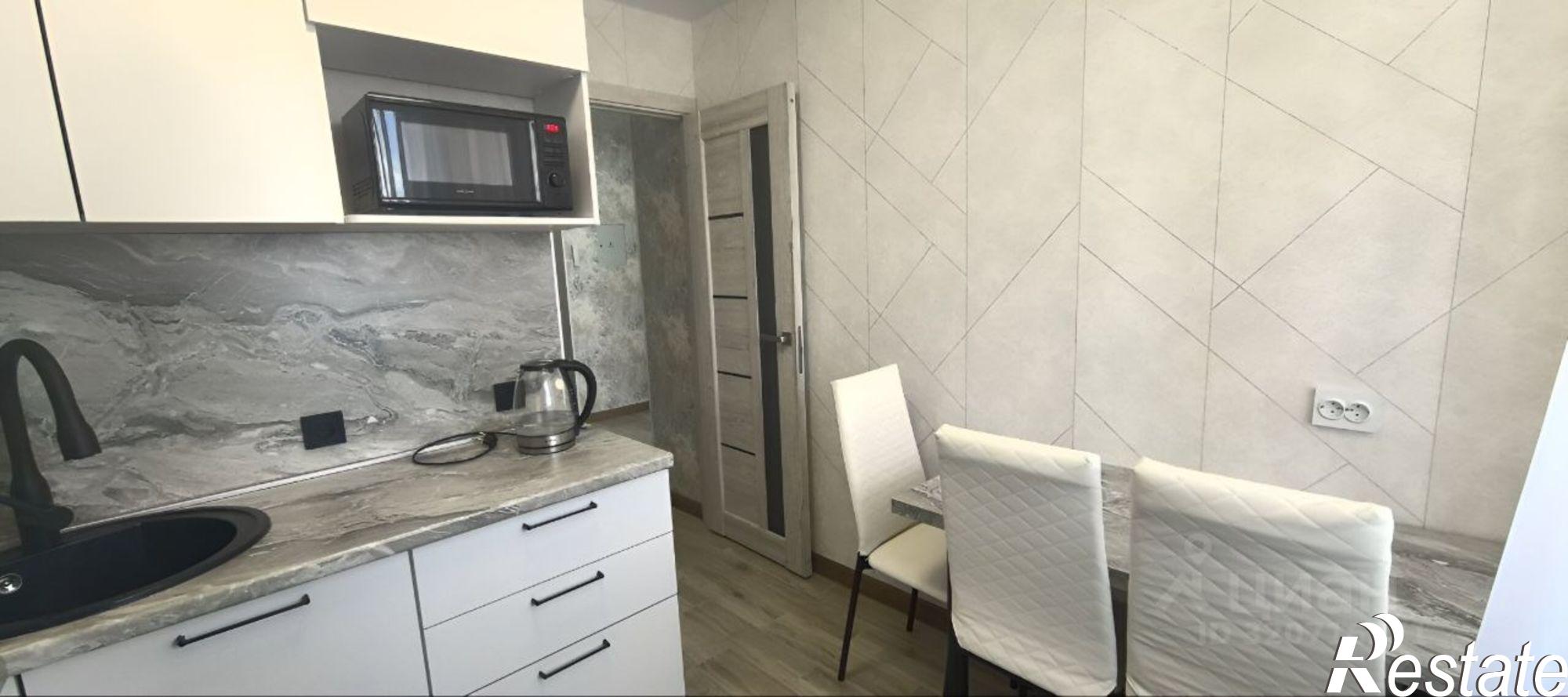 Сдать квартиру за 35 000 рублей на улица Коммунаров, 5