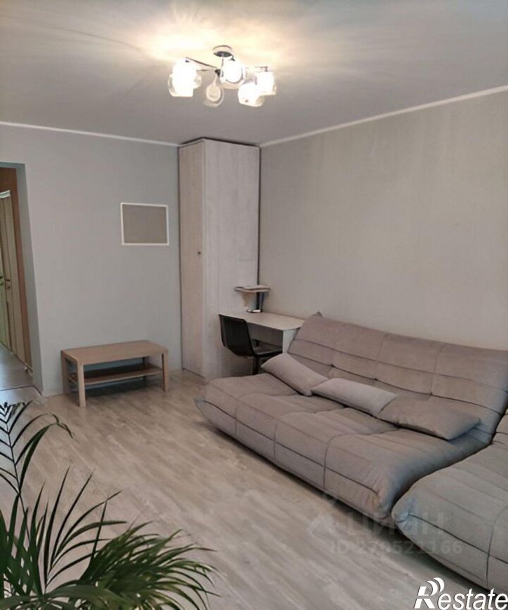 2-комн квартира Обская улица, 5/1,  д. 5/1