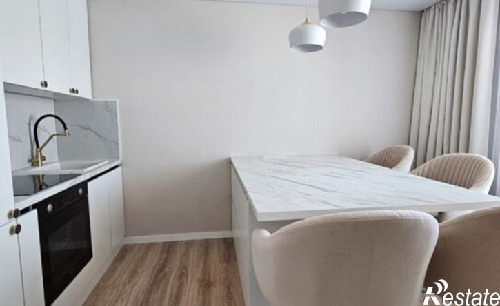 3-комн квартира улица Дмитрия Купцова, 2,  д. 2