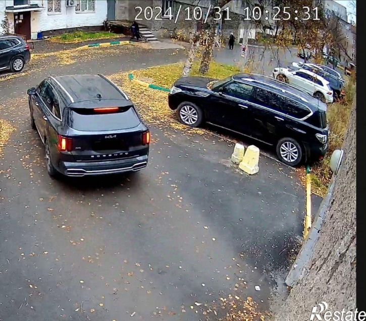 Гараж/парковка Революционная улица, 34/1,  д. 34/1