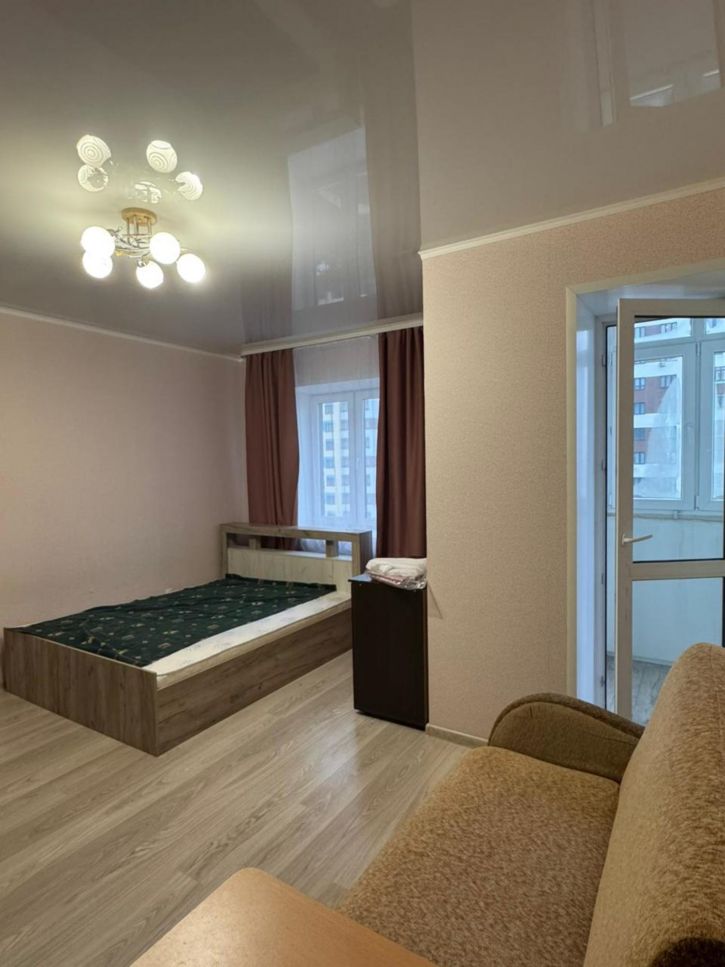 1-комн квартира Асхата Мирзагитова ул, 10/1