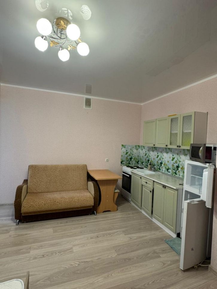 1-комн квартира Асхата Мирзагитова ул, 10/1