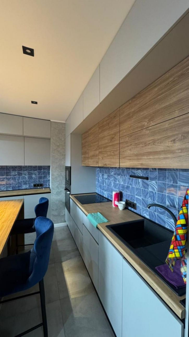 2-комн квартира Аксакова ул, 81/1