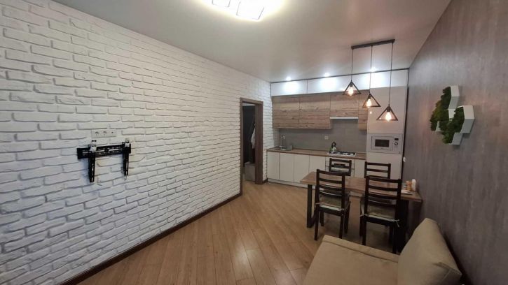 2-комн квартира Артезианская, 20