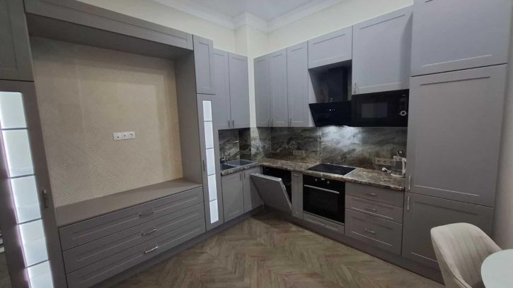 2-комн квартира Цюрупы ул, 30