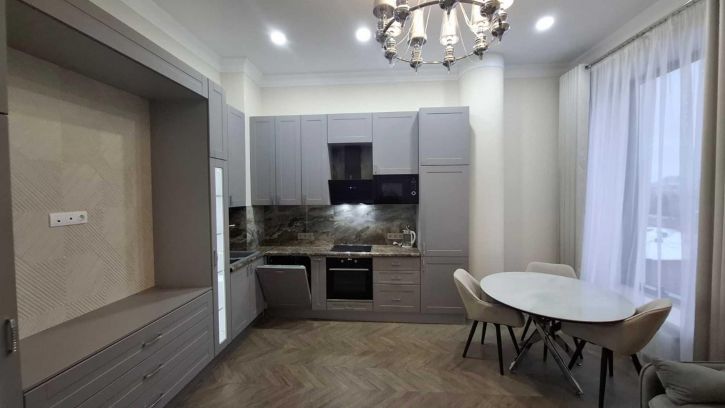 2-комн квартира Цюрупы ул, 30