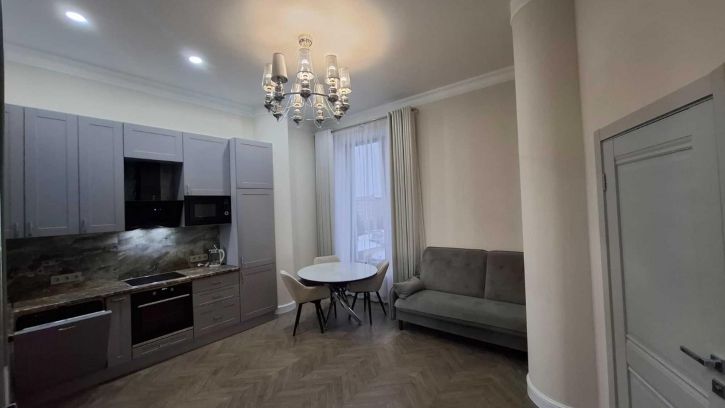 2-комн квартира Цюрупы ул, 30