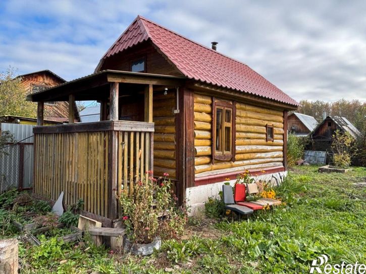 Земельный участок