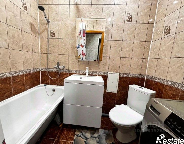 3-комн квартира улица Белякова, 17,  д. 17