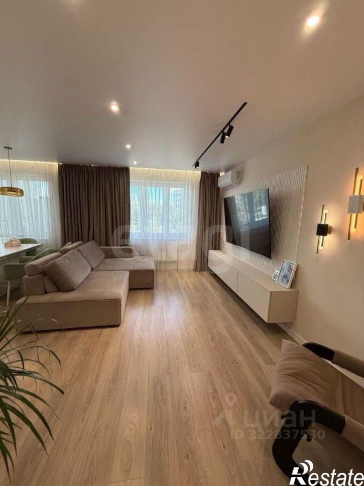 4-комн квартира улица Рихарда Зорге, 15/3,  д. 15/3