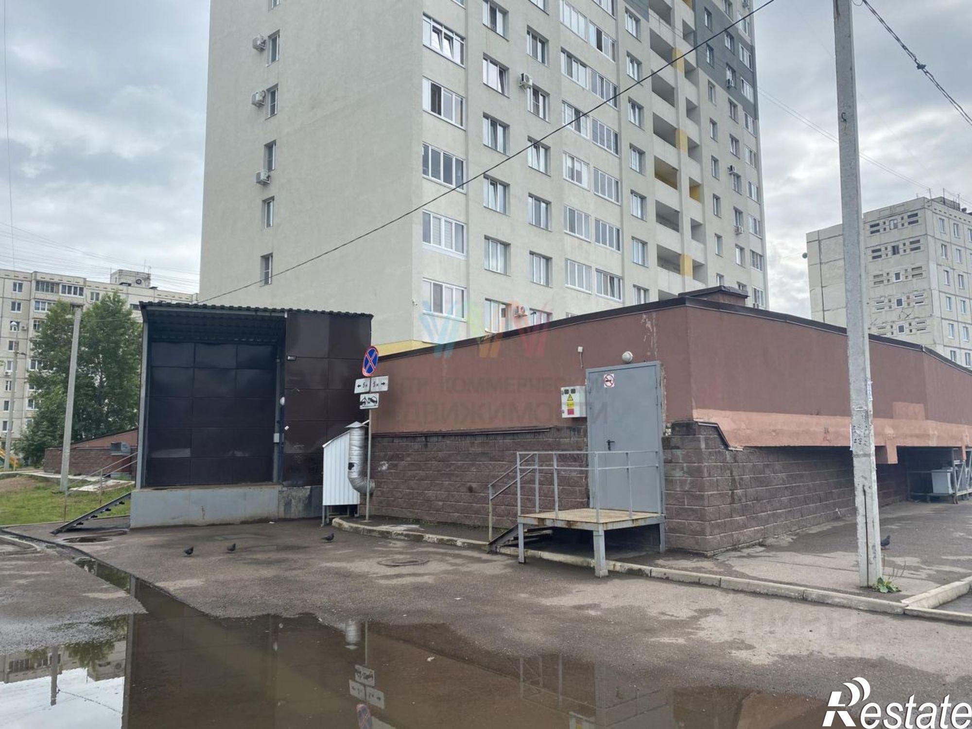 Купить торговое помещение за 29 990 700 рублей на улица Набережная реки Уфы, 39/3