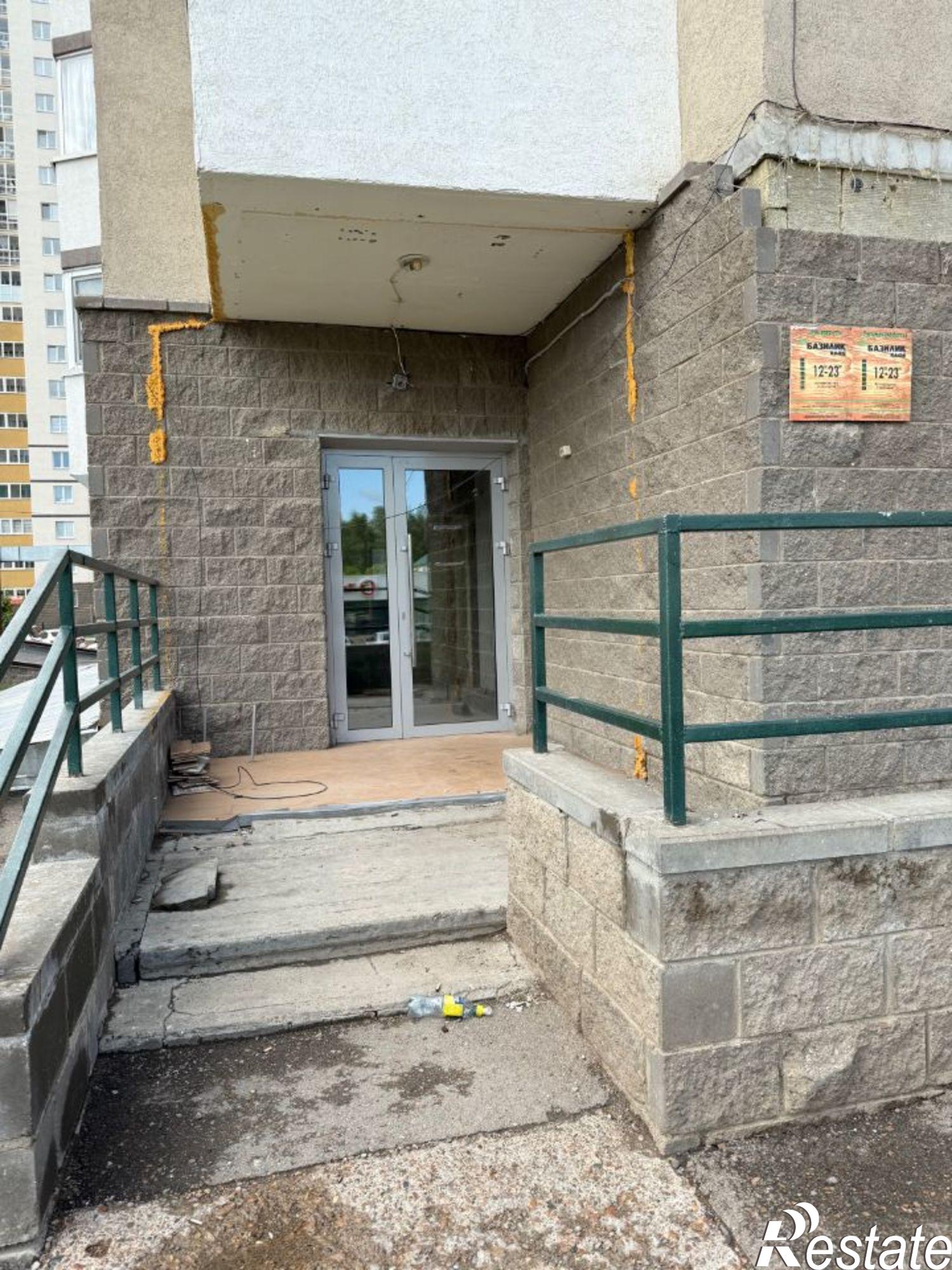 Купить помещение свободного назначения за 24 109 600 рублей на улица Шмидта, 158/1