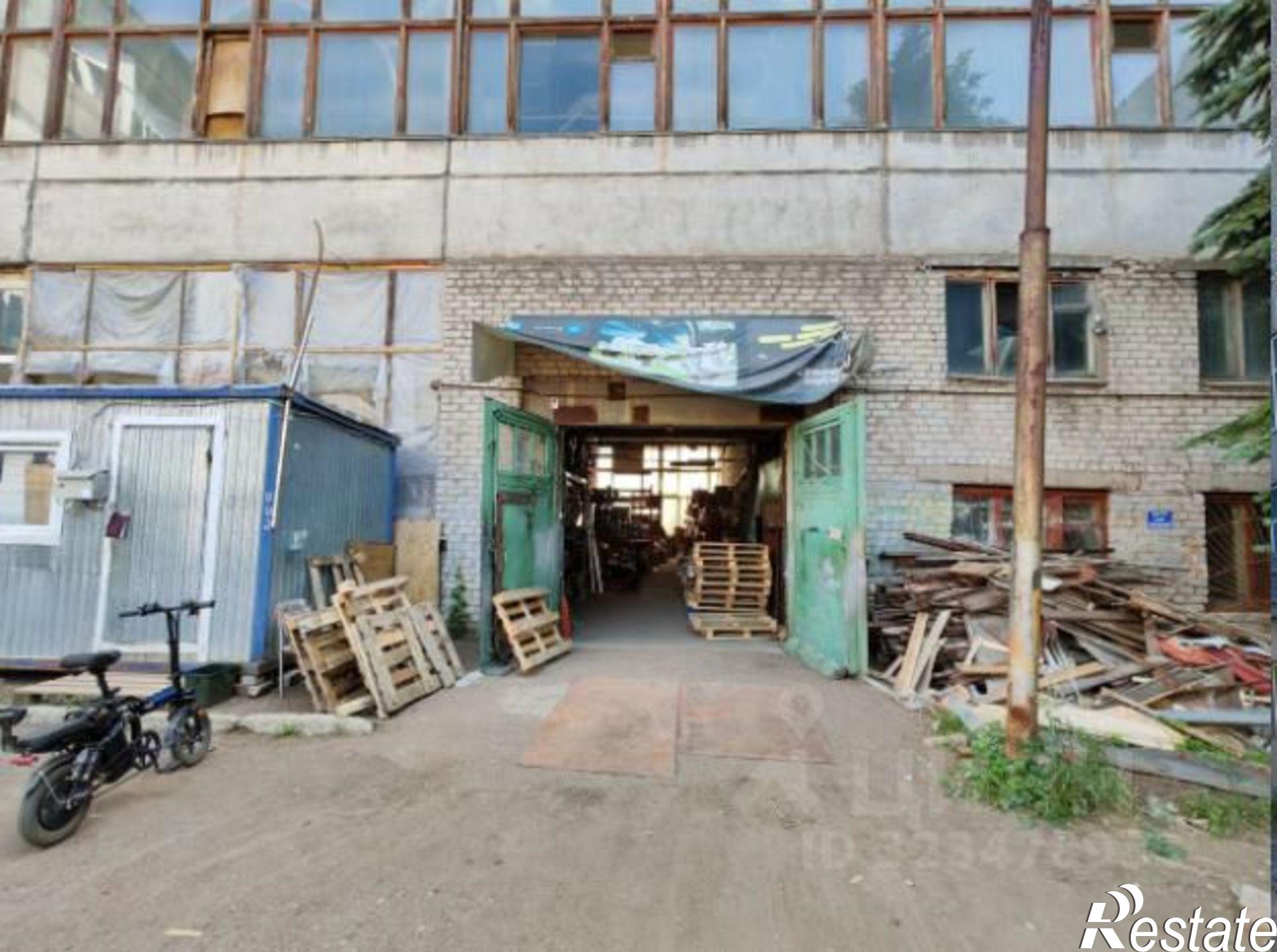 Купить помещение свободного назначения за 35 280 000 рублей на Трамвайная улица, 5А