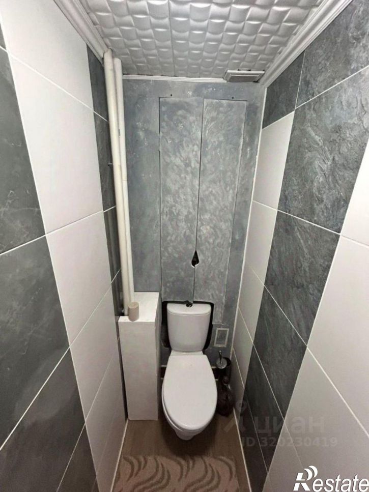 3-комн квартира улица Ахметова, 300/2,  д. 300/2