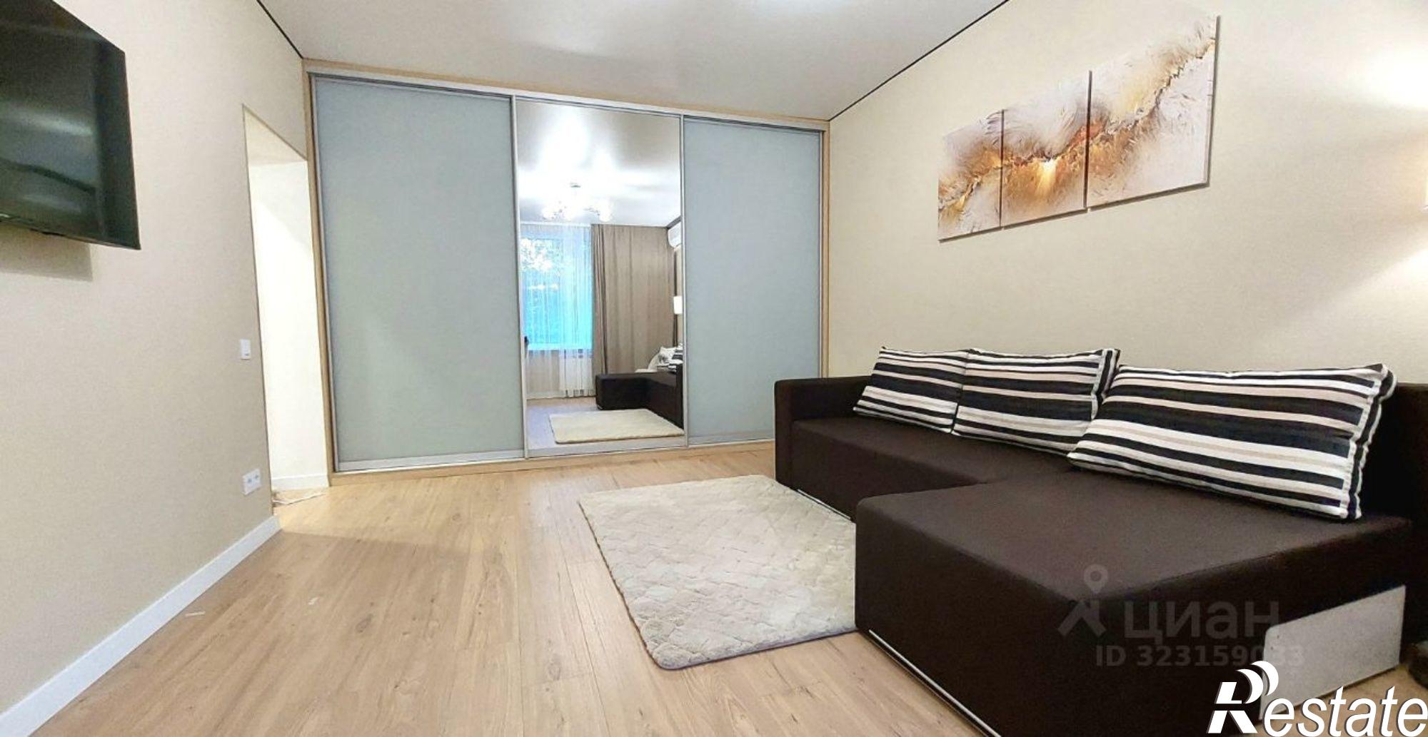 Сдать квартиру за 33 000 рублей на проспект Октября, 110