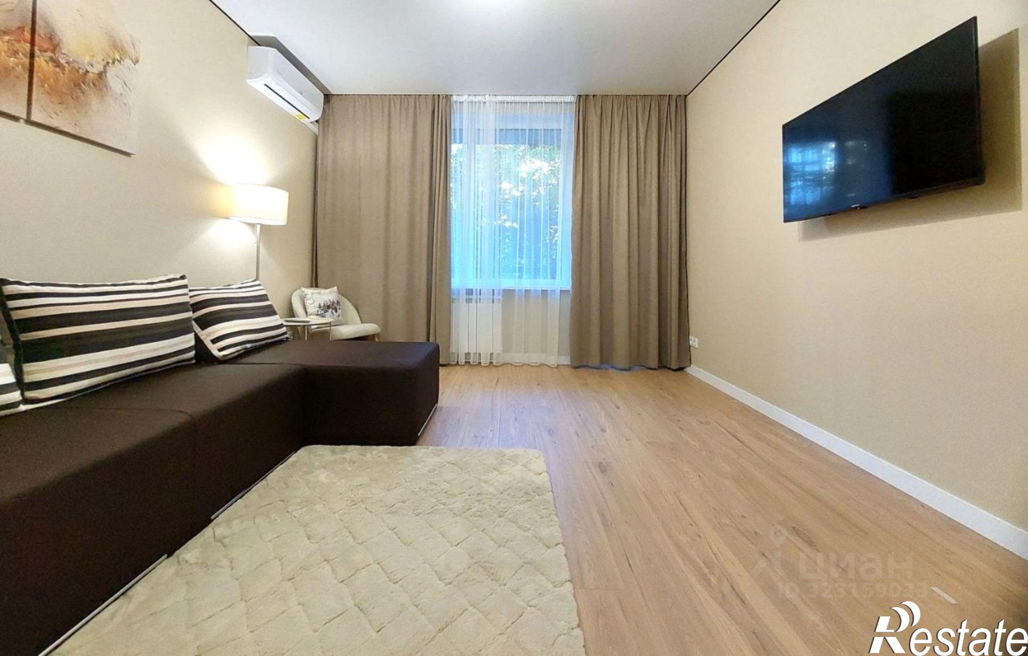 Сдать квартиру за 33 000 рублей на проспект Октября, 110