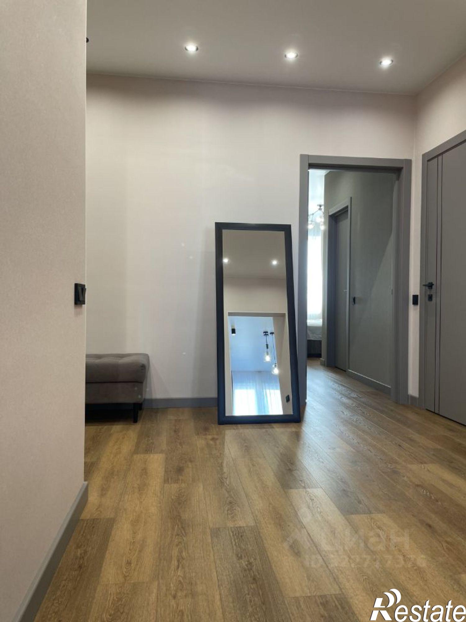 Сдать квартиру за 70 000 рублей на улица Пархоменко, 156Д