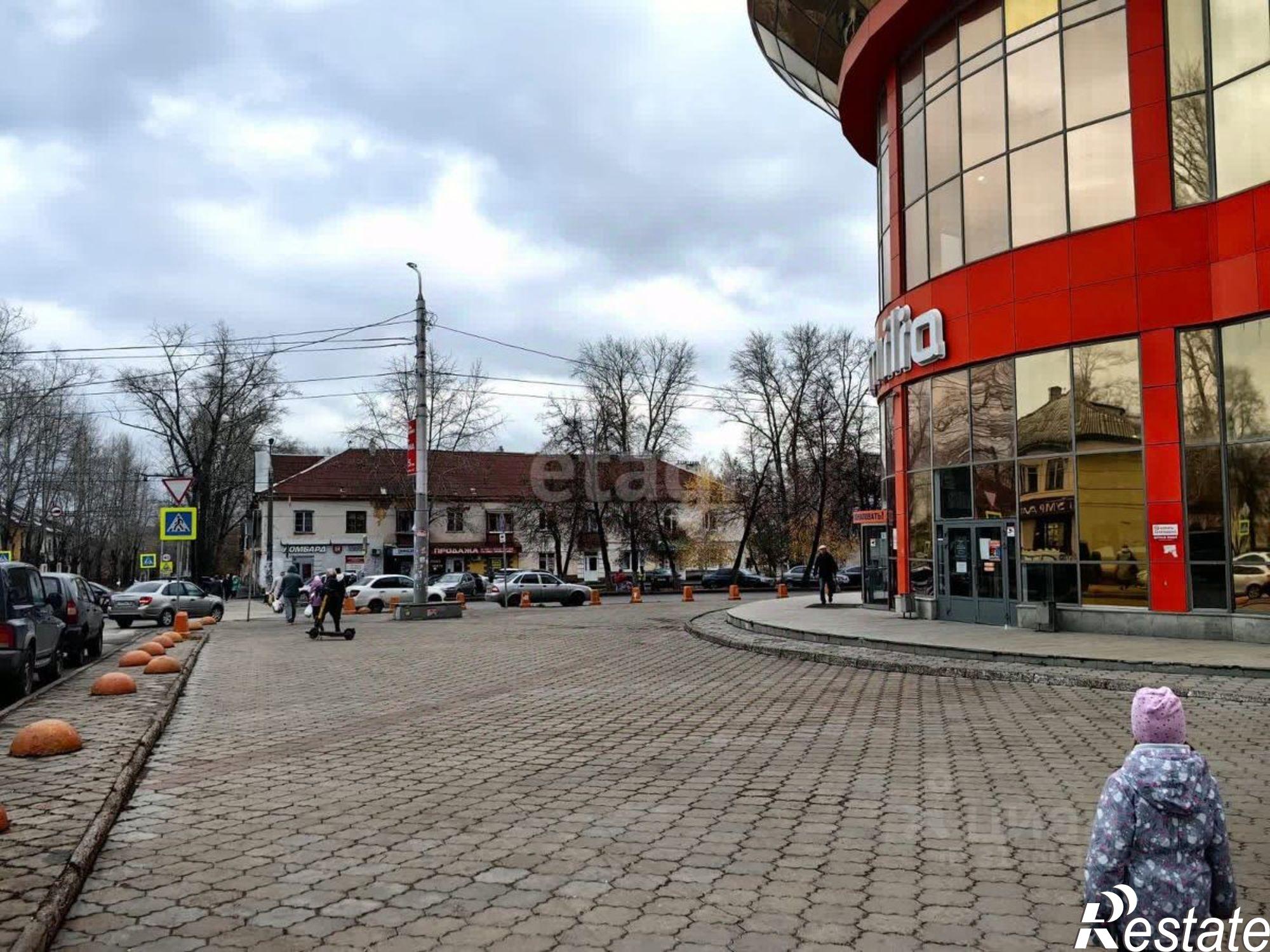 Сдать торговое помещение за 300 000 рублей на Кольцевая улица, 65/1