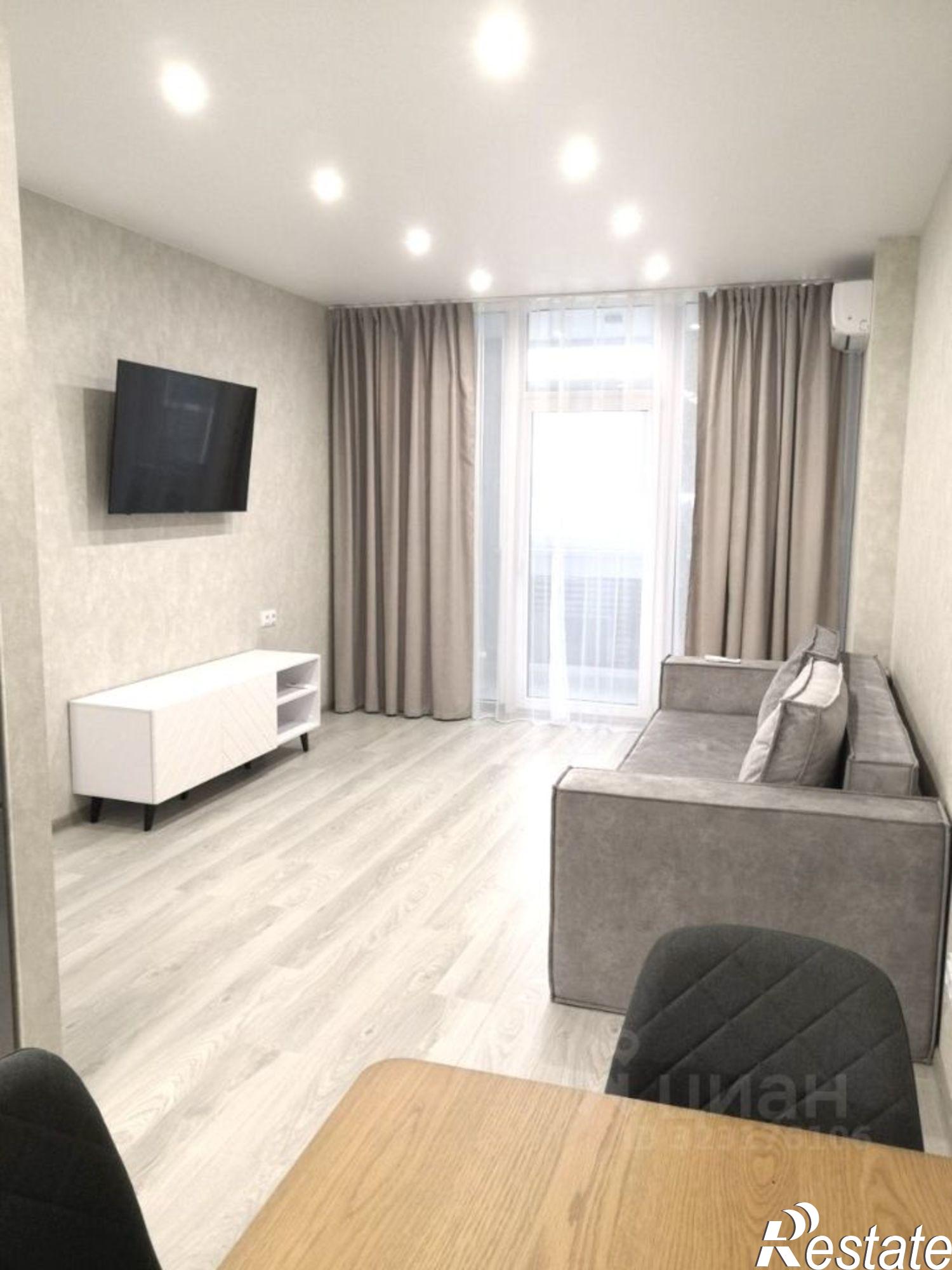 Сдать квартиру за 37 000 рублей на улица Аксакова, 81