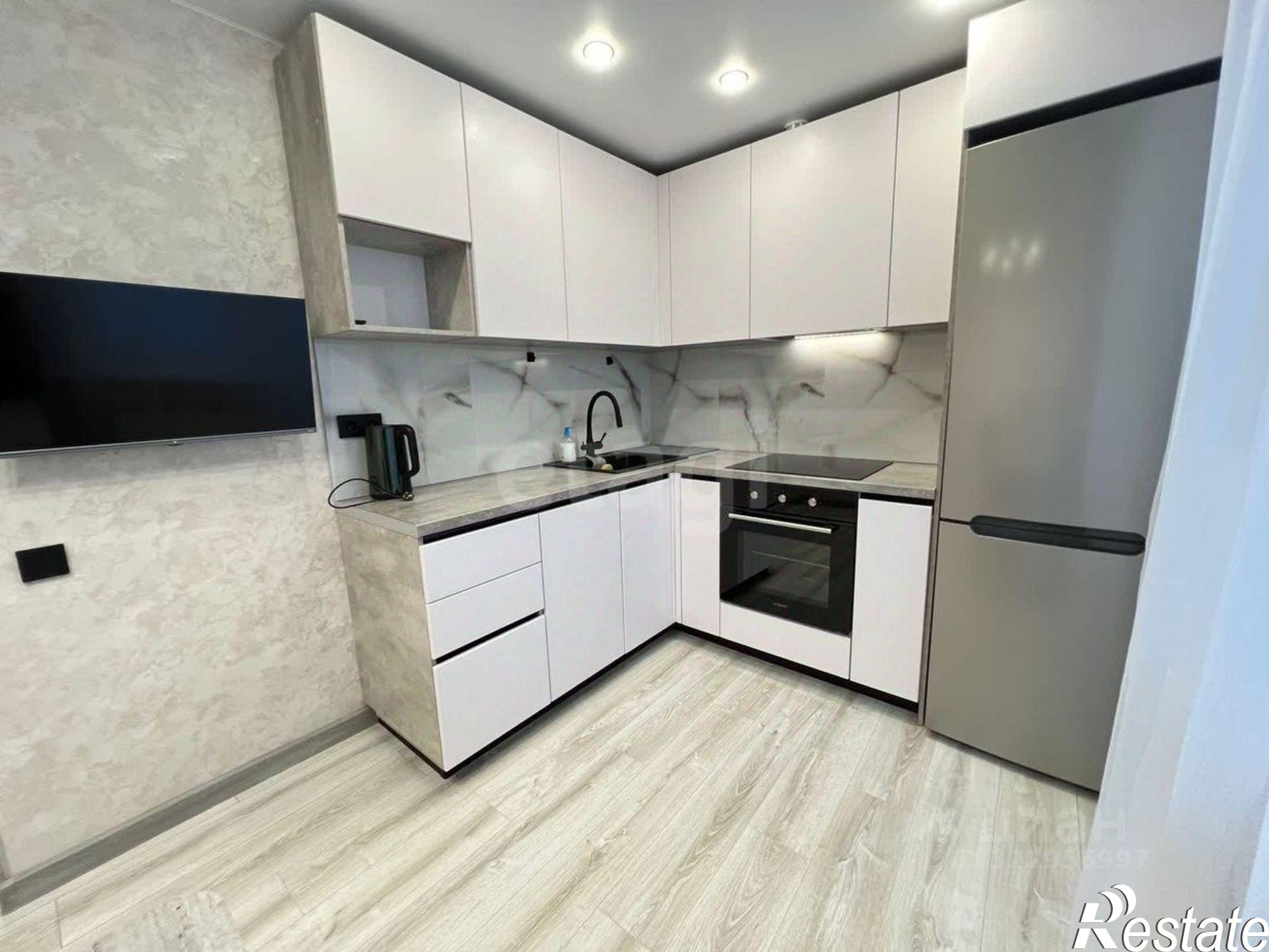 Сдать квартиру за 50 000 рублей на улица Пархоменко, 151/2