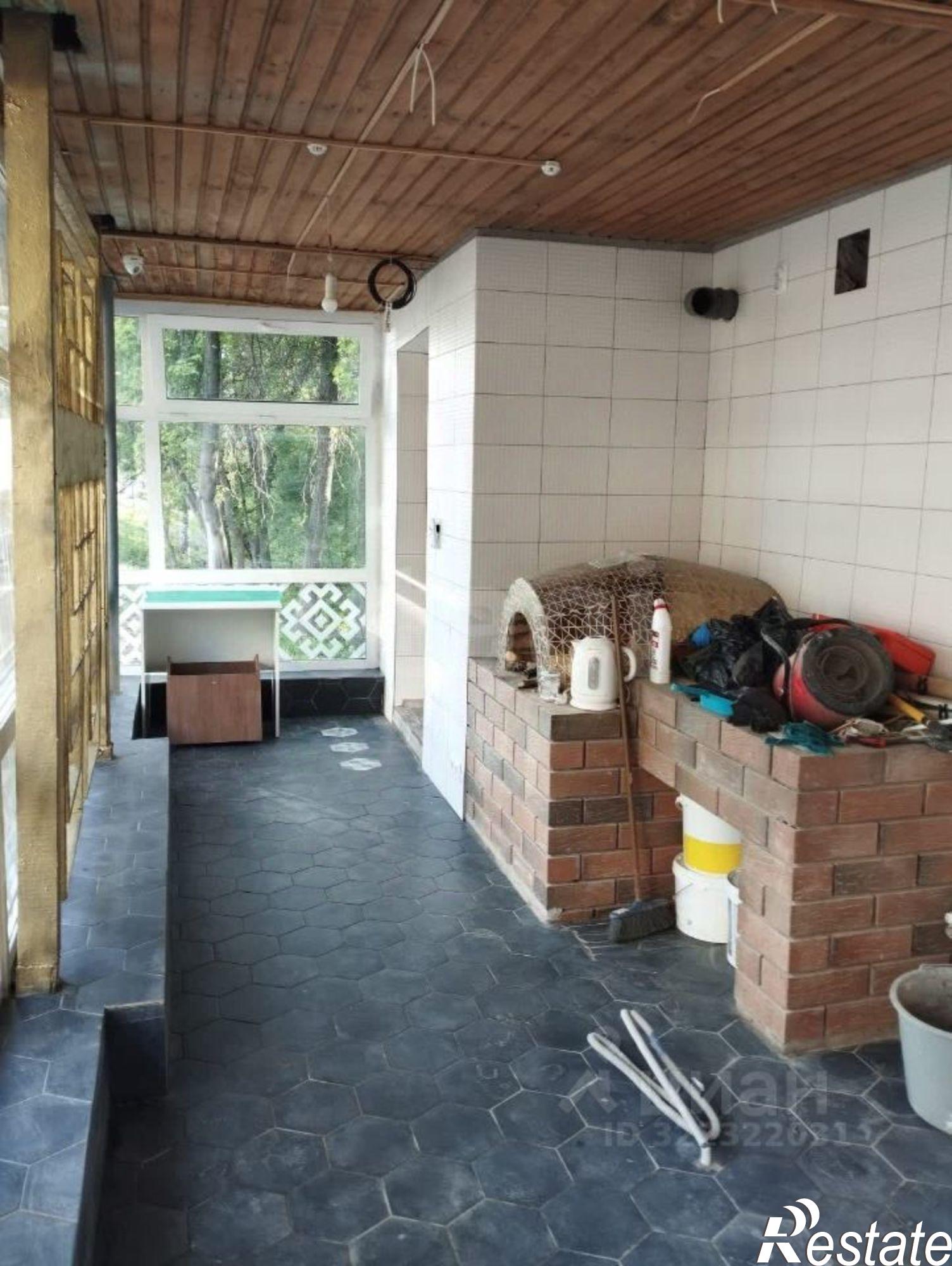 Сдать торговое помещение за 45 002 рублей на улица Комарова, 12