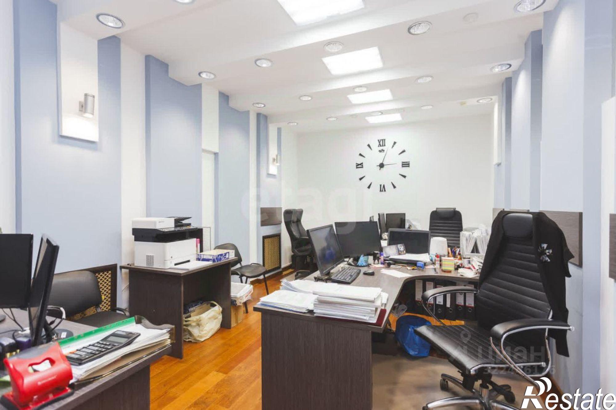 Купить офис, помещение под офис за 27 000 000 рублей на улица Мустая Карима, 41