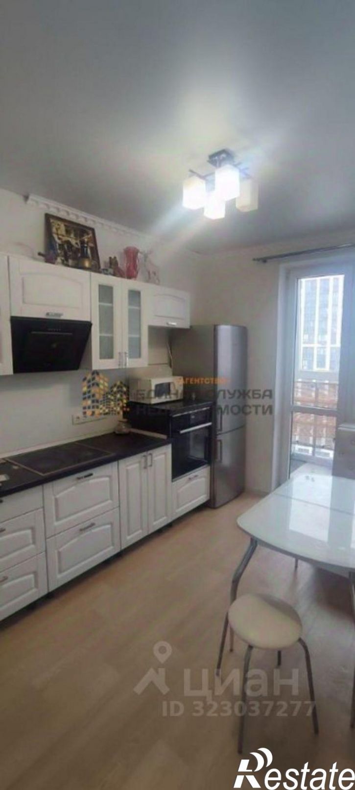 2-комн квартира улица Евгения Столярова, 3А,  д. 3А