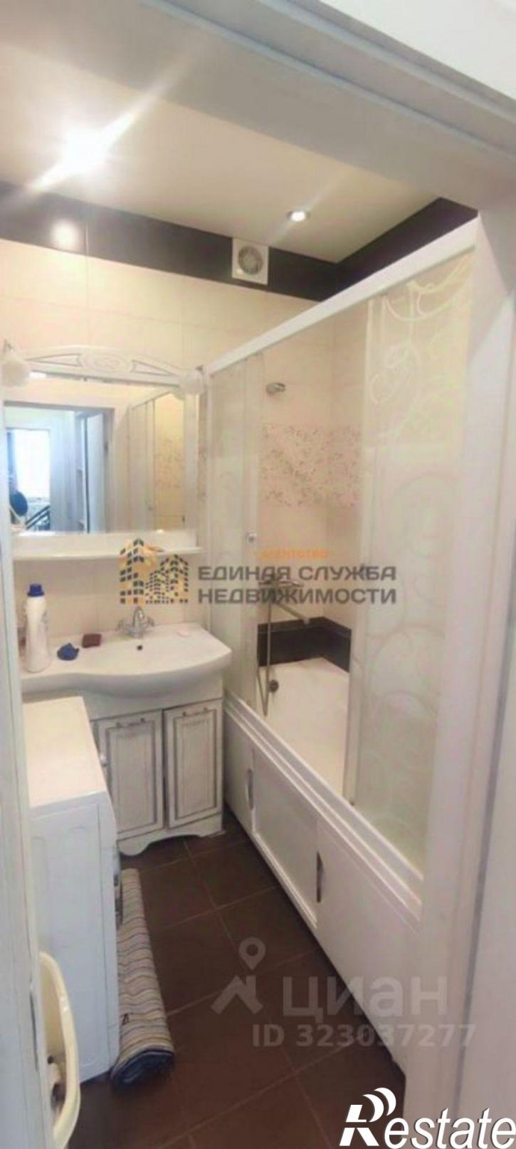 2-комн квартира улица Евгения Столярова, 3А,  д. 3А