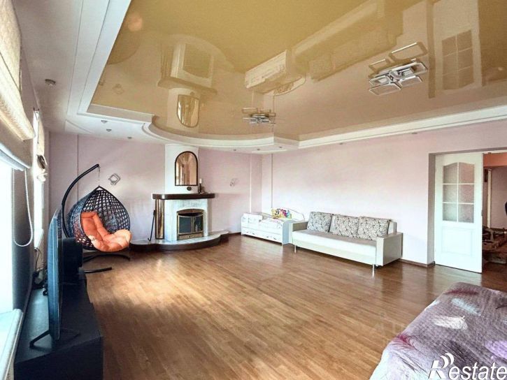 5-комн квартира Уфа г., Ленинский, Гафури ул.