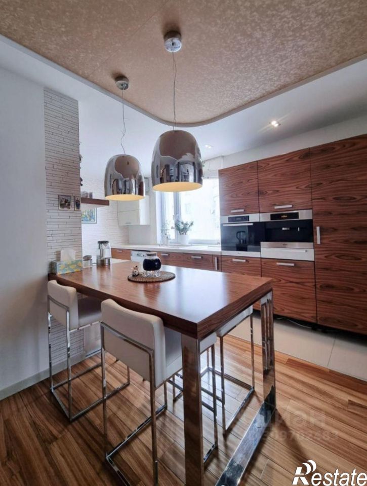 5-комн квартира улица Рихарда Зорге, 66,  д. 66