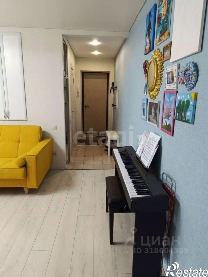 2-комн квартира улица Салавата, 11/1,  д. 11/1