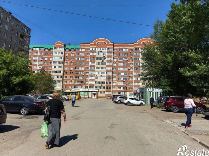 Торговое помещение улица Баязита Бикбая, 25,  д. 25