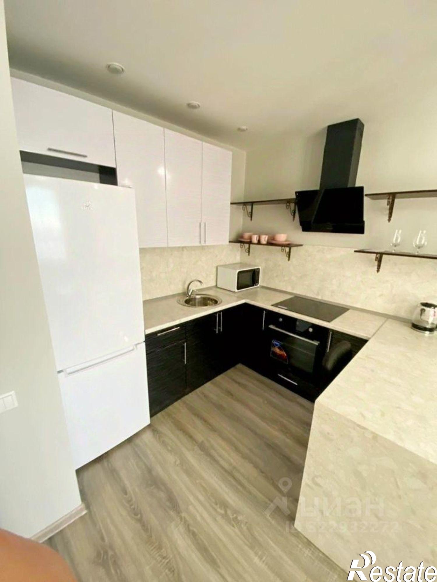 Сдать квартиру за 25 000 рублей на улица Рудольфа Нуреева, 1