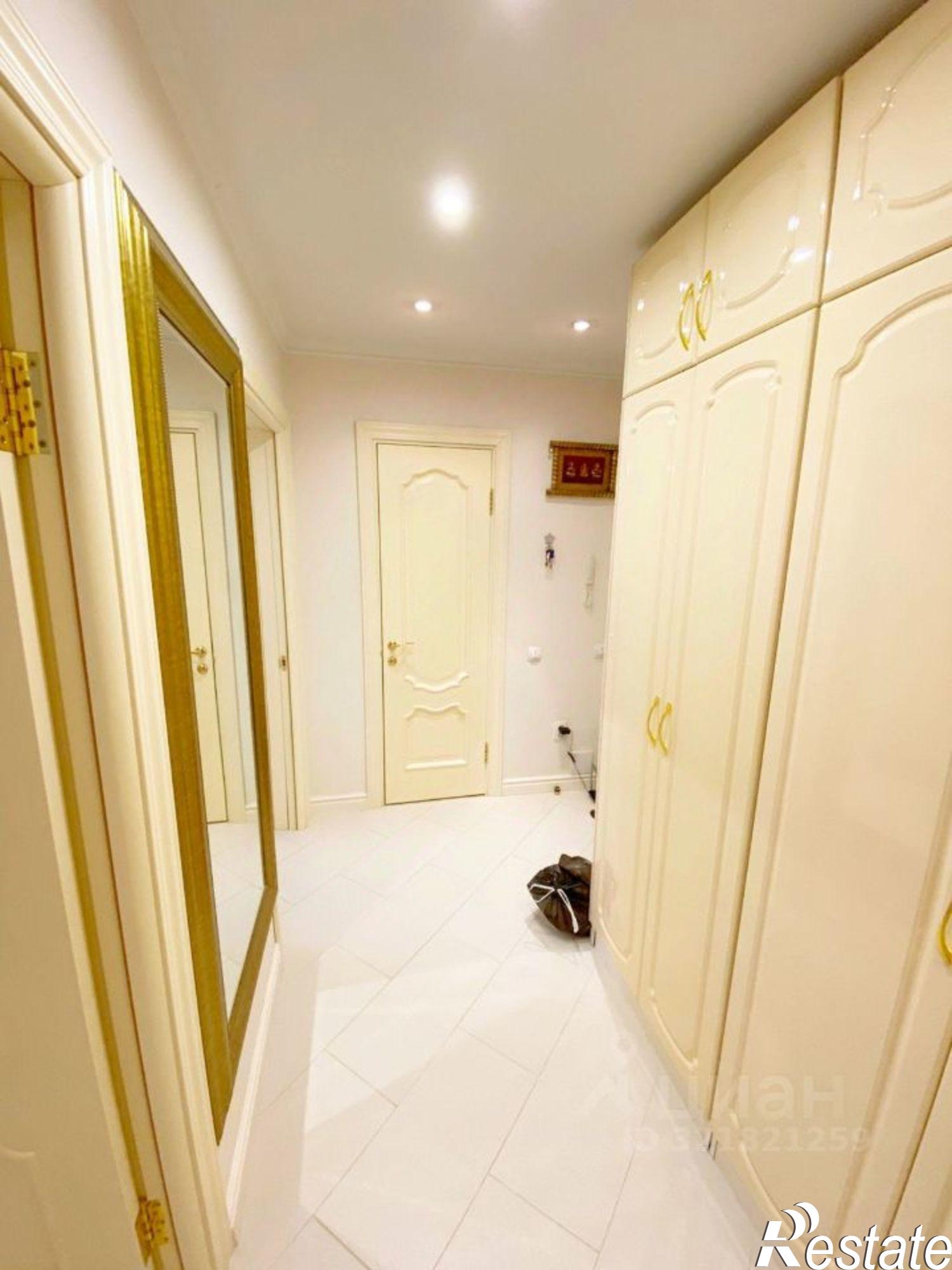 Сдать квартиру за 25 000 рублей на улица 8 Марта, 32/1