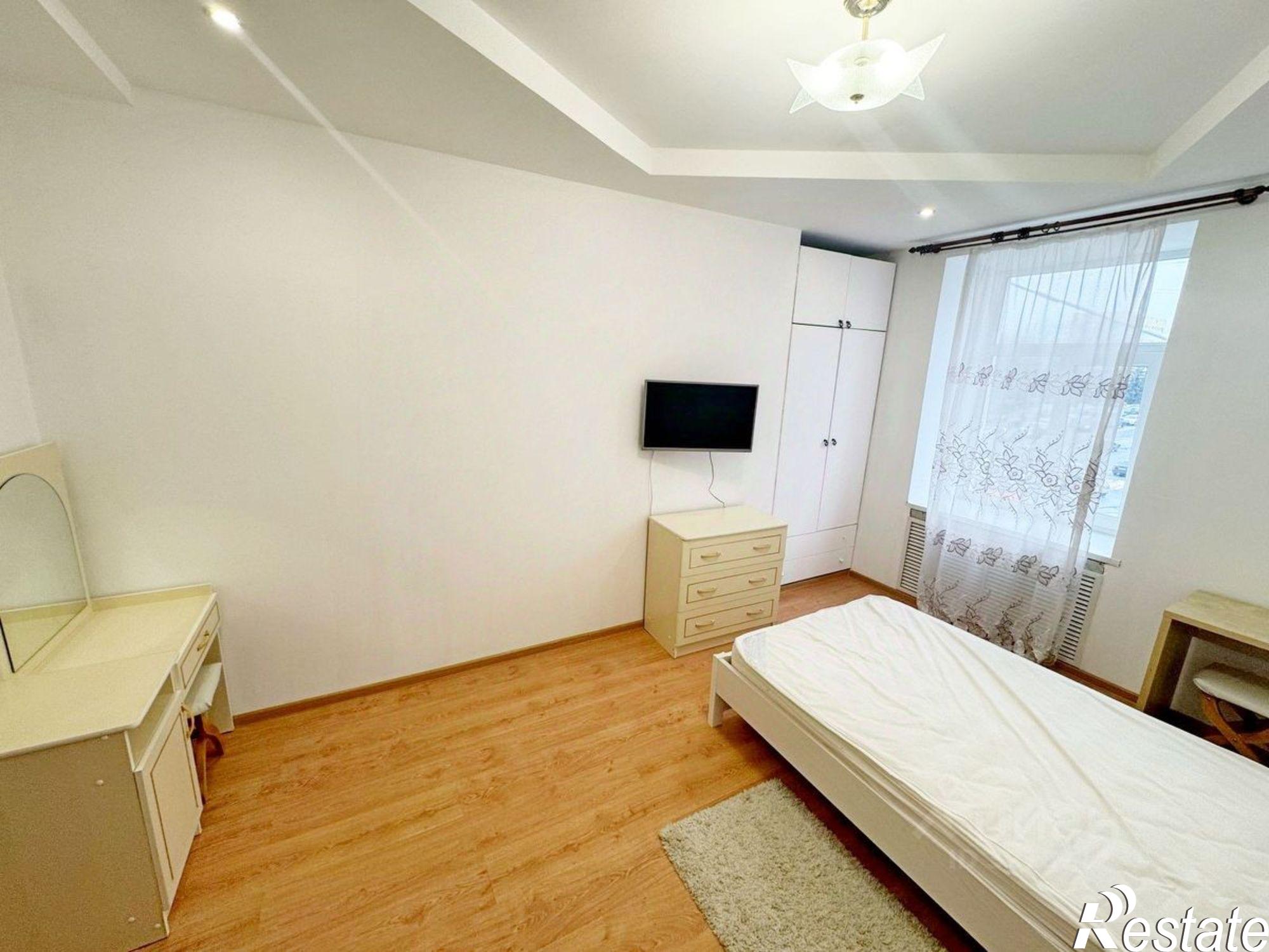 Сдать квартиру за 25 000 рублей на улица Ленина, 84