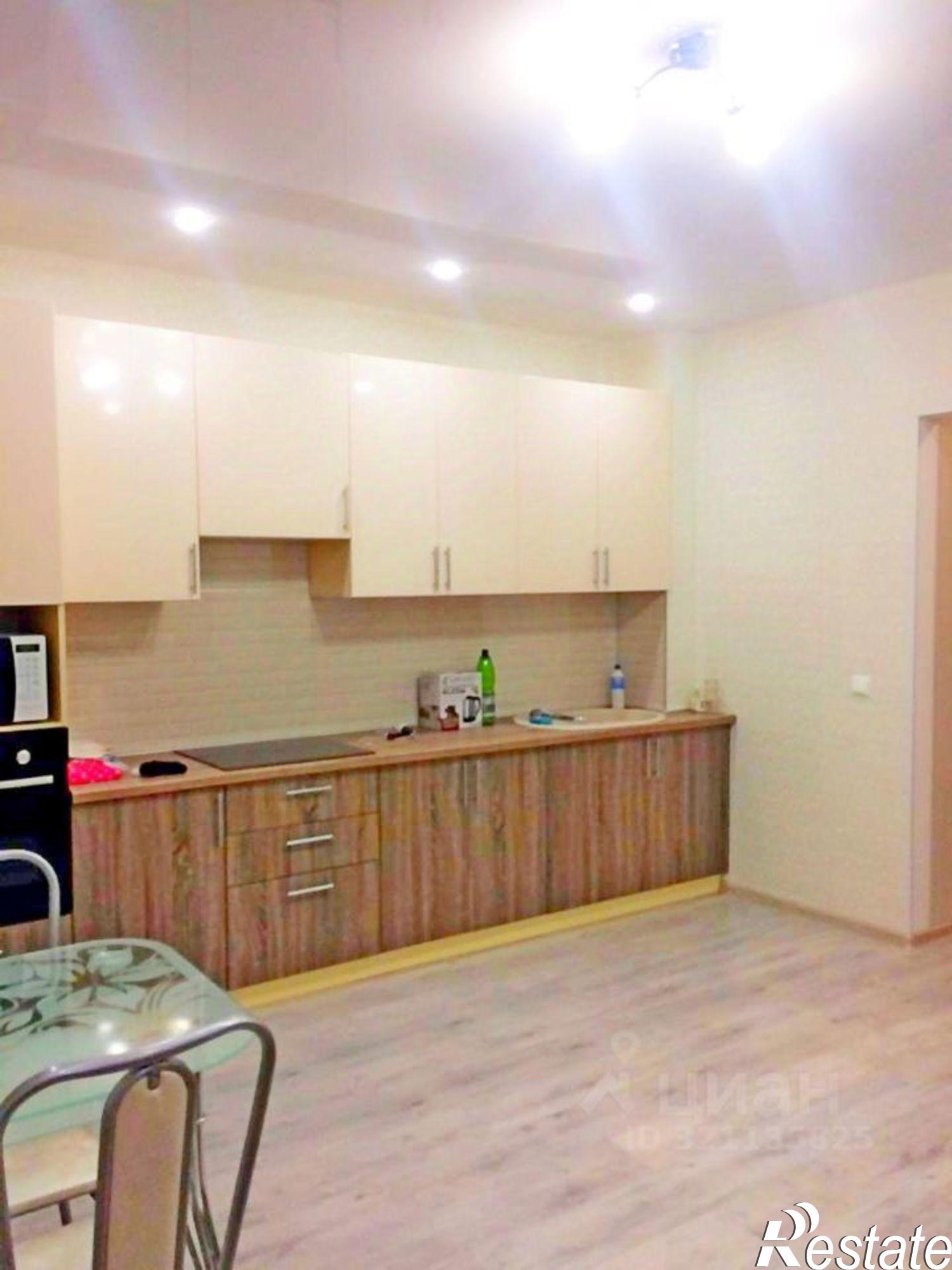 Сдать квартиру за 35 000 рублей на улица Цюрупы, 76