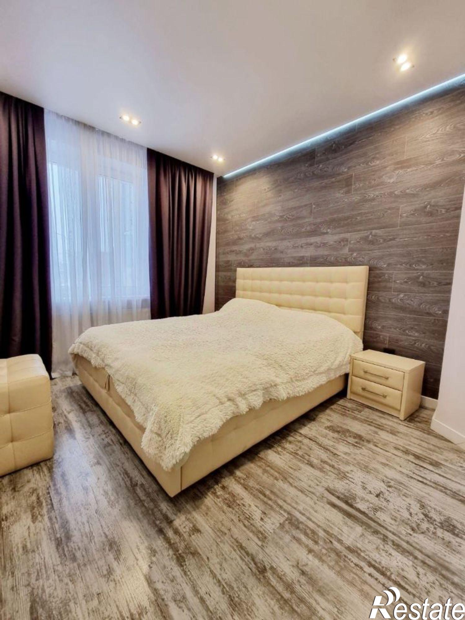 Сдать квартиру за 50 000 рублей на Большая Московская улица, 13