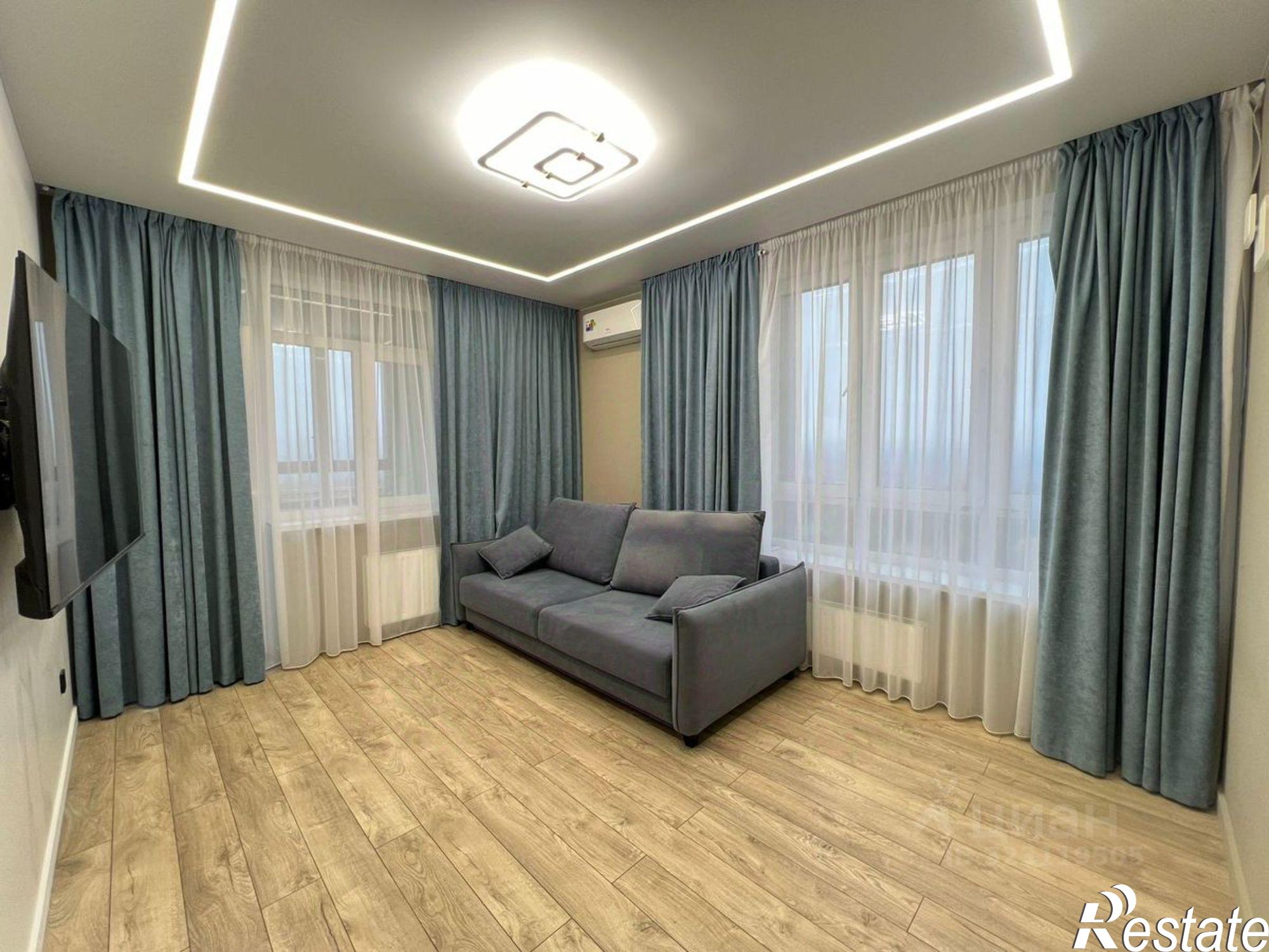 Сдать квартиру за 70 000 рублей на улица Генерала Горбатова, 11