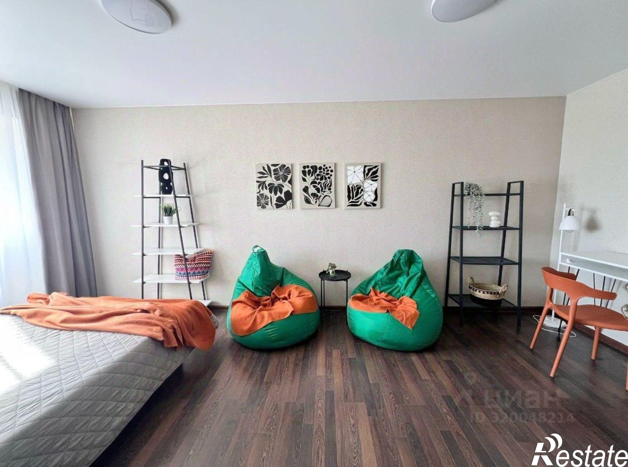 Сдать квартиру за 37 000 рублей на улица 50-летия Октября, 3