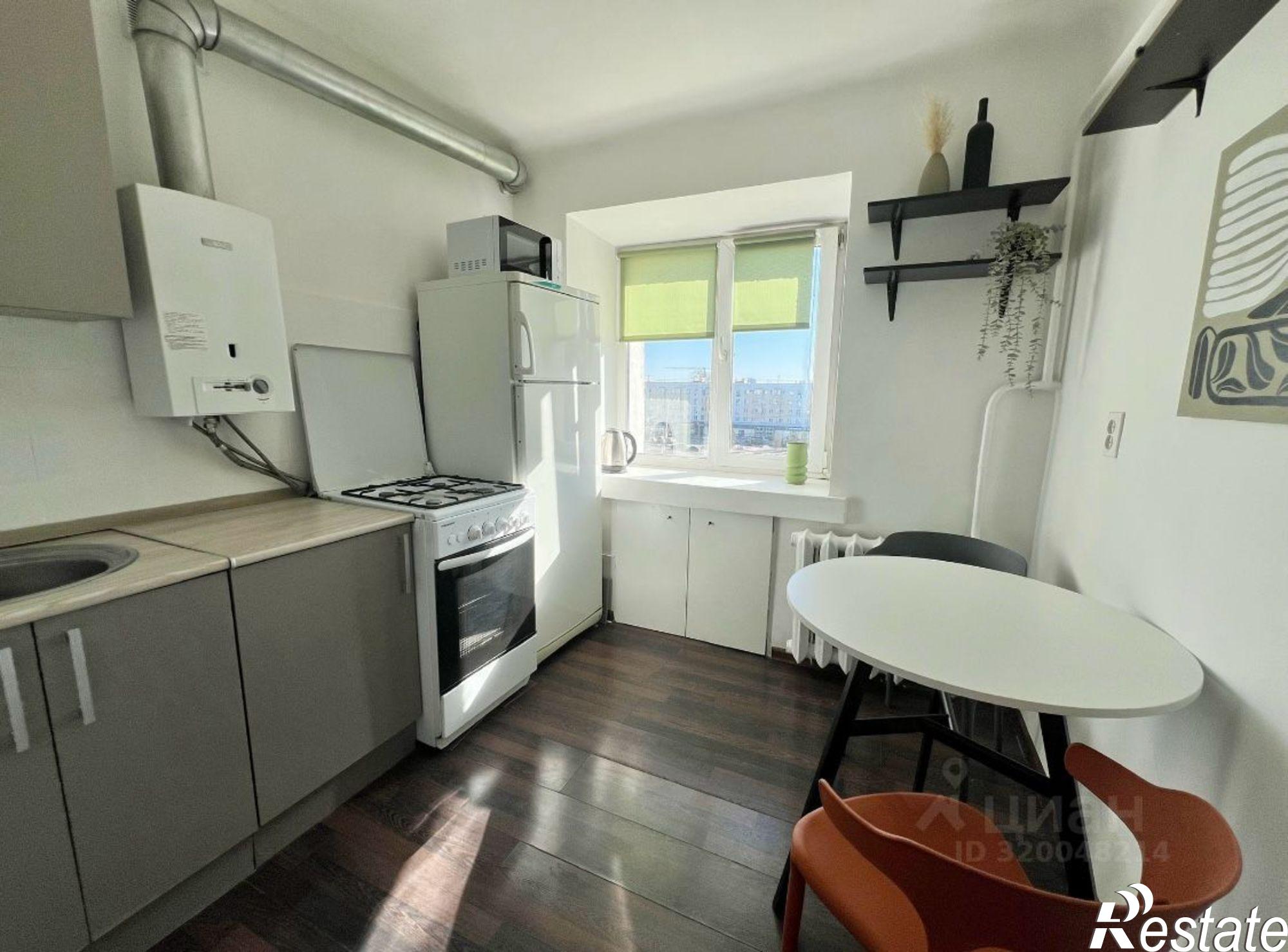 Сдать квартиру за 37 000 рублей на улица 50-летия Октября, 3