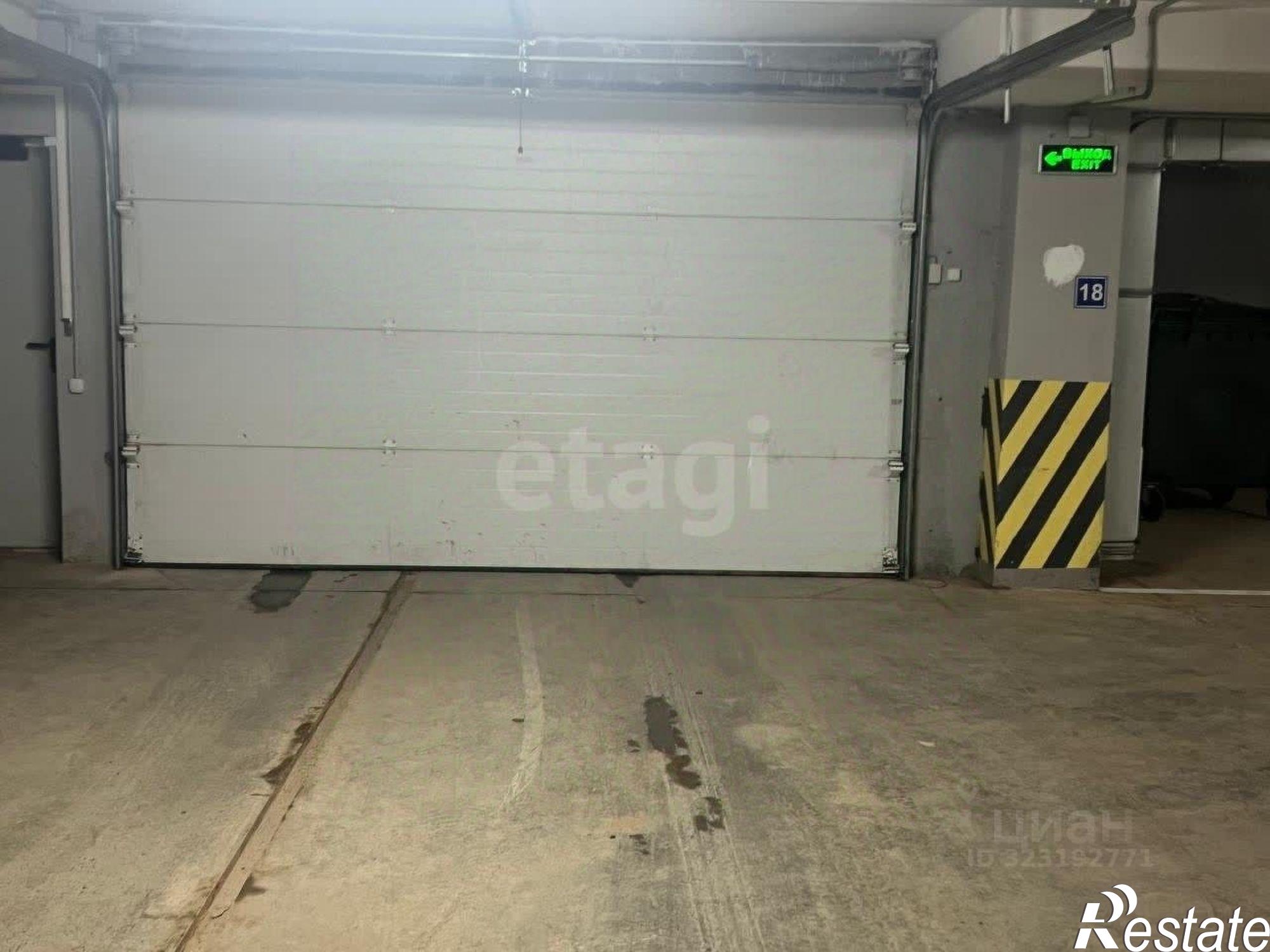 Купить гараж, место в паркинге за 1 400 000 рублей на Коммунистическая улица, 115/1