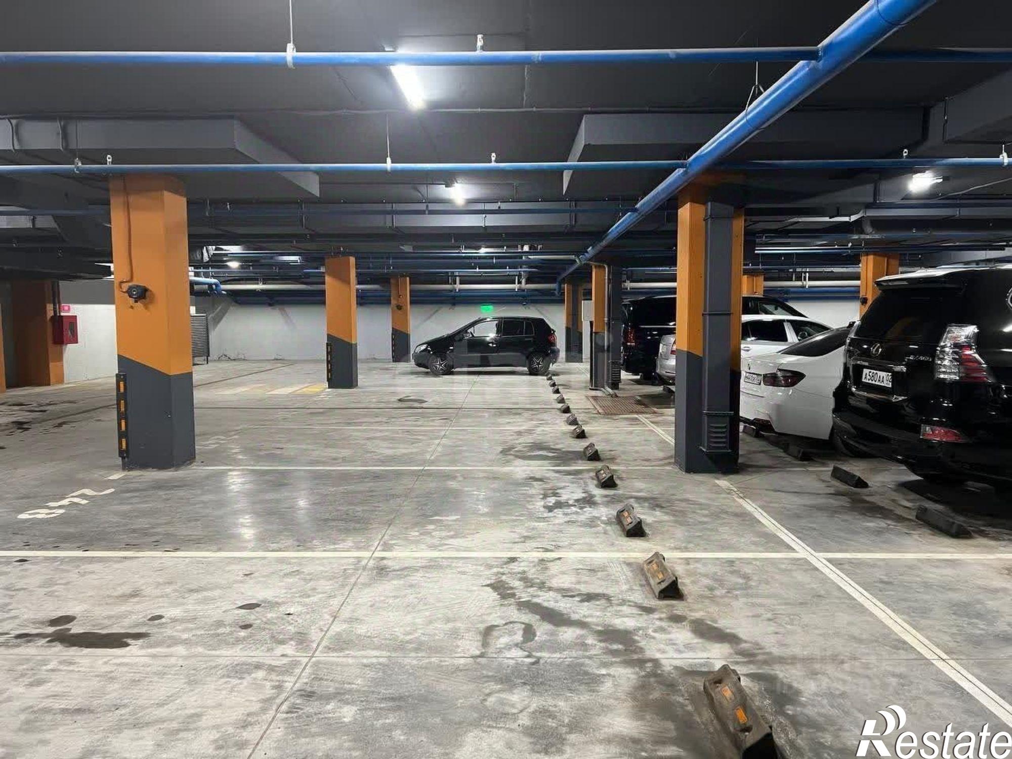 Купить гараж, место в паркинге за 1 200 010 рублей на улица Минигали Губайдуллина, 3