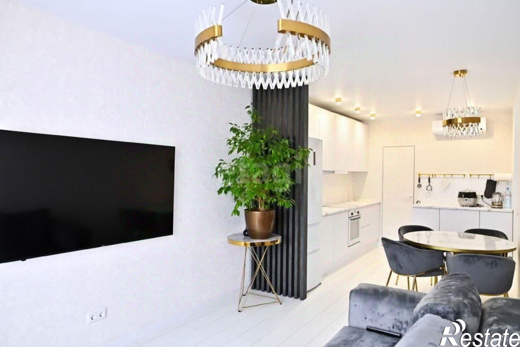 Купить квартиру за 18 200 000 рублей на улица Менделеева, 1/1