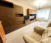 2-комн, 60кв м, этаж 2/10 улица Бессонова, 21