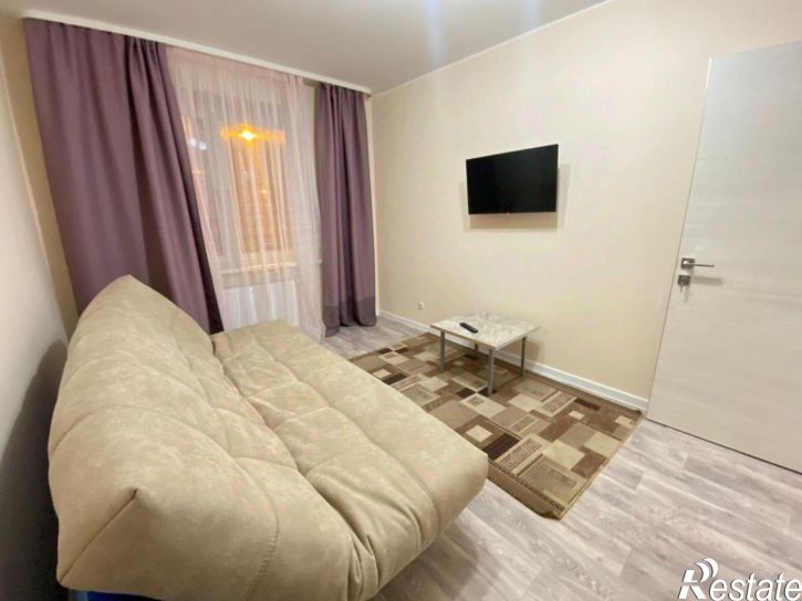 2-комн квартира Героя Зорина, 3