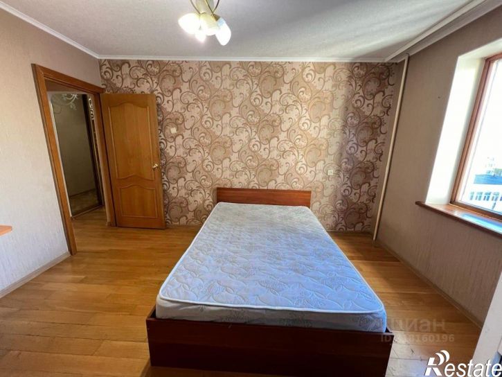 3-комн квартира улица Софьи Перовской, 21/2,  д. 21/2