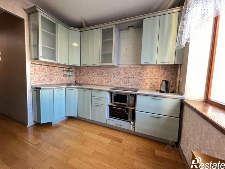 3-комн квартира улица Софьи Перовской, 21/2,  д. 21/2