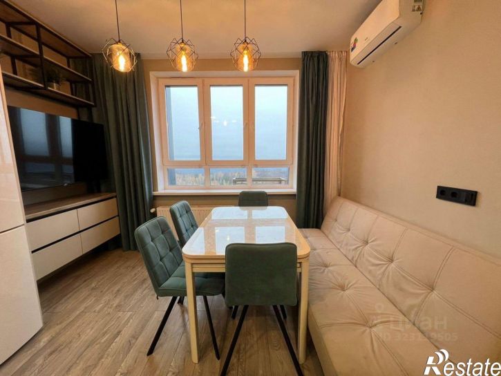 3-комн квартира улица Генерала Горбатова, 11,  д. 11